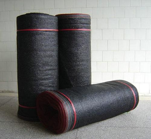 Jakie materiały są używane do cienia siatki?