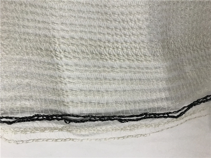 5 lat gwarantują beżową siatkę bezpieczeństwa rusztowań