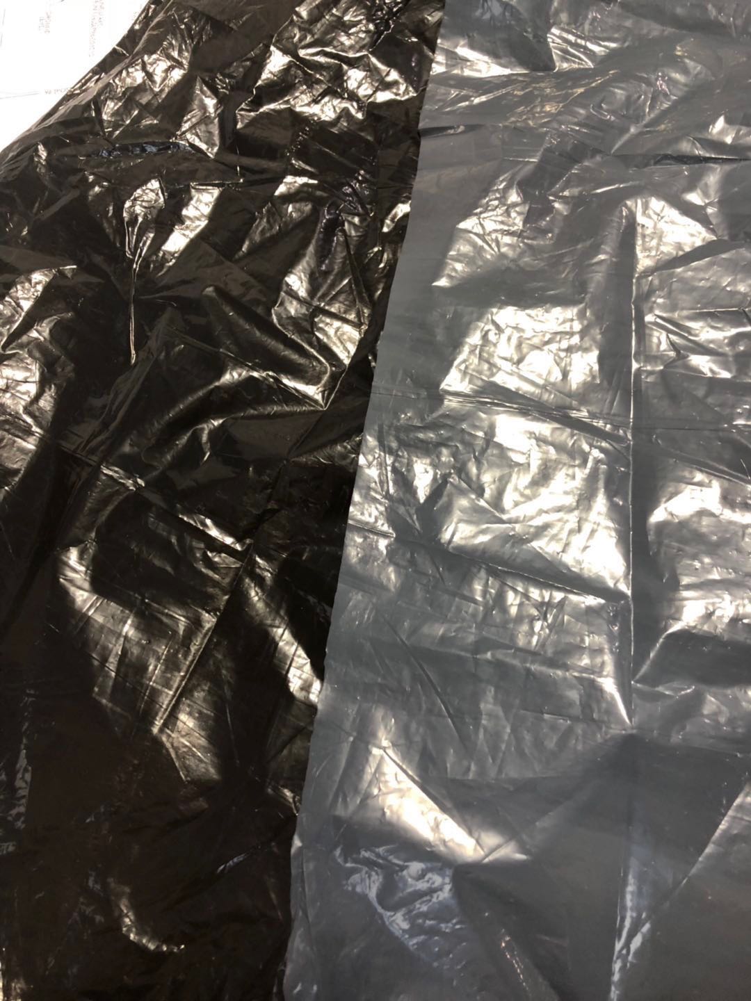 Srebrna czarna plastikowa ściółka dla maty z chwastów rolniczych